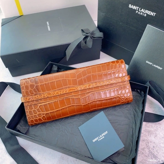 YSL LEATHER CLUTCH CROCODILE-EMBOSSED IN MANHATTAN 0712